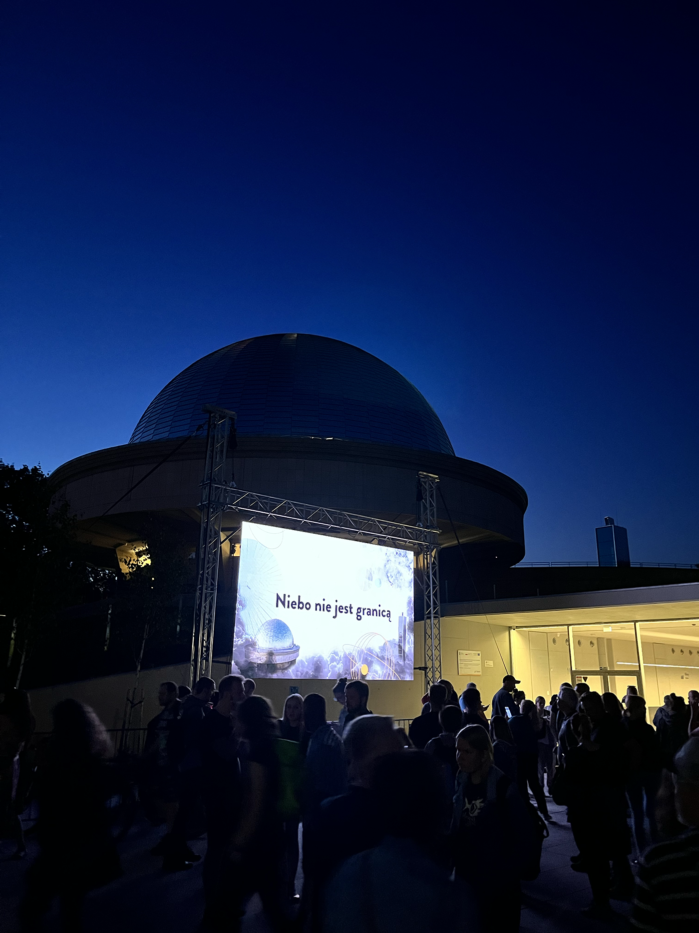 Komunikacja wizualna i kampania zdjęcie planetarium